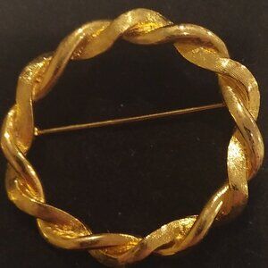Gold Braided Pin Brooch